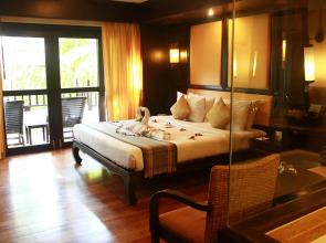 Mukdara Beach Villa & Spa Resort
