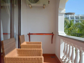 Sea Lion Beach Resort & Spa