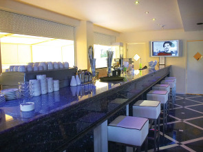 Dolphin Resort Hotel & Conference