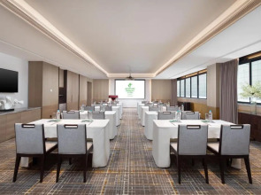 Holiday Inn Hotel and Suites Sanya Yalong Bay by IHG