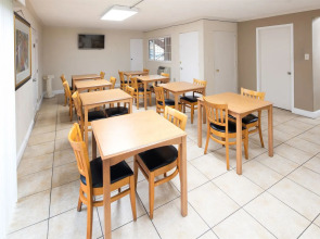 The Midtowner Hotel, SureStay Collection by Best Western