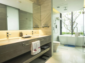 New Orient Hotel Danang