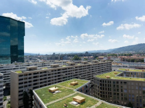 Renaissance Zürich Tower Hotel