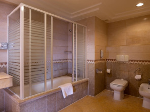 Palm Royale Resort - Soma Bay