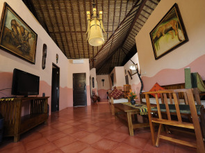 Mara River Safari Lodge