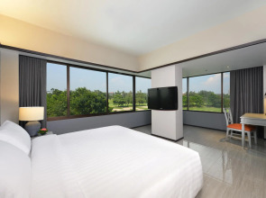 Tinidee Hotel Bangkok Golf Club