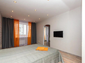 Апартаменты в центре города на улице Энгельса 28