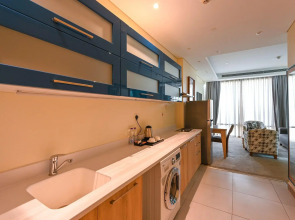 Almansour Suites Hotel Doha