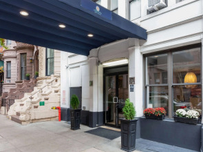 La Quinta Inn & Suites by Wyndham New York City Central Park