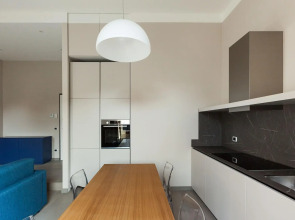 easyhomes - Duomo Suites & Apartments