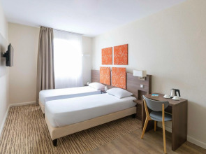 Kyriad Chambery Centre Curial