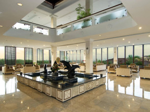 The Beverly Hills Bali a Luxury Villas & Spa