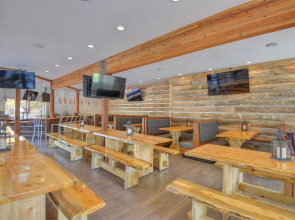 Beach Retreat & Lodge at Tahoe