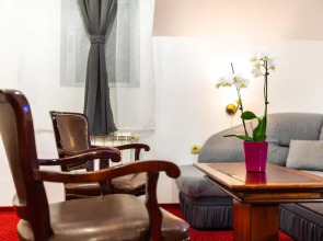 Garni Hotel Royal Crown