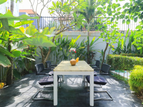 Margarita Surf Hostel Canggu