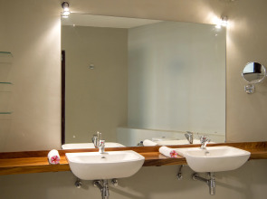 Mermaid Hotel & Club