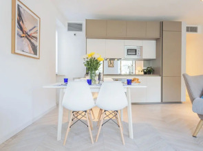 Your Private Harbour Nearby George Clooney