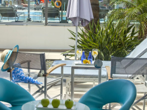 Limanaki Beach Hotel