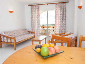 Apartamentos Sol Romántica by DOT Suites