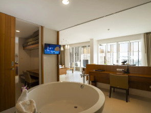 G Hua Hin Resort & Mall