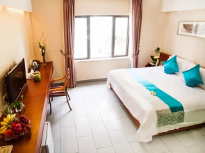 Отель Luyi Seaview