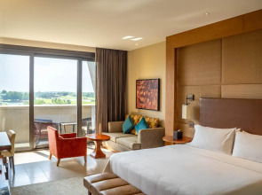 VOGO Abu Dhabi Golf Resort & Spa