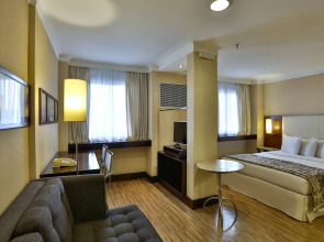 Transamerica Prime International Plaza