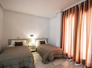 Hospedium Hotel Apartamentos Simón Verde