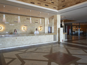 Real Marina Hotel & Spa