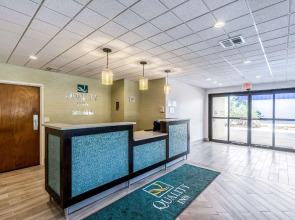 Quality Inn Palm Beach International Airport