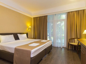 Imeni Chelyskintsev Hotel