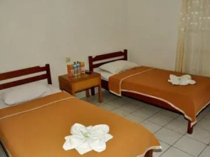 Oyo 3244 Grand Chandra Hotel