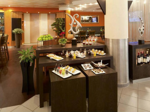 Mövenpick Hotel Nuernberg Airport