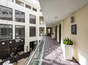 Отель Amberton Cathedral Square Вильнюс