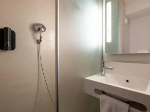 B&B HOTEL ANNEMASSE Saint-Cergues