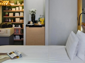 Отель Kew Green Wanchai HK