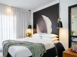 The Savoy Tel-Aviv, Sea Side