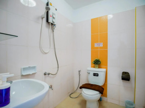 Khaleej Mass Hotel Patong