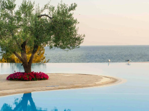 Отель Ikos Oceania