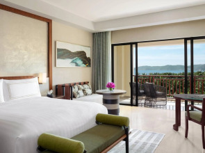 Отель The Ritz-Carlton Sanya Yalong Bay