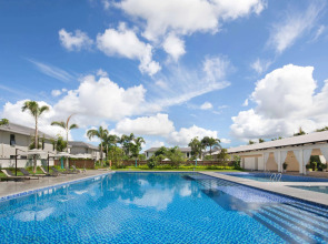 Ramada Encore by Wyndham Jiusuo Downtown