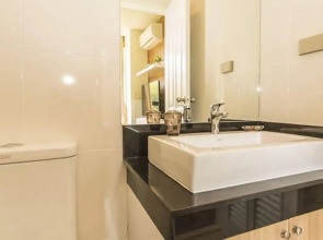 The Lago Apartments by Tropiclook