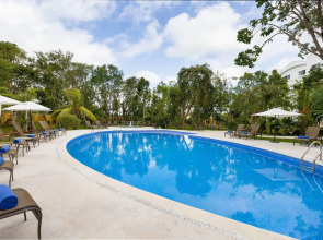 Courtyard By Marriott Cancun Airport