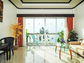 Tri Trang Beach Resort