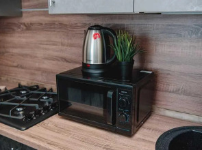 Апартаменты на улице Александра Полина 1