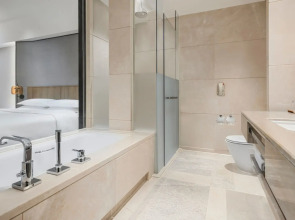 Отель Sheraton Guangzhou