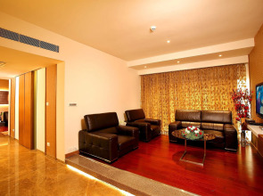 Flora Airport Hotel and Convention Centre Kochi