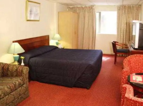 Sun And Sands Plaza Hotel