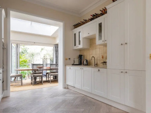 Portland Road X by Onefinestay