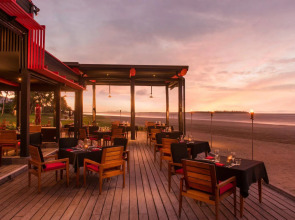 Hilton Fiji Beach Resort and Spa